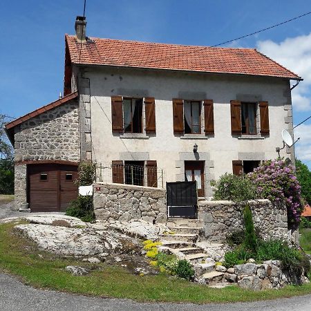 La Maison Du Mas Rando Saint-Georges-Nigremont Exterior foto